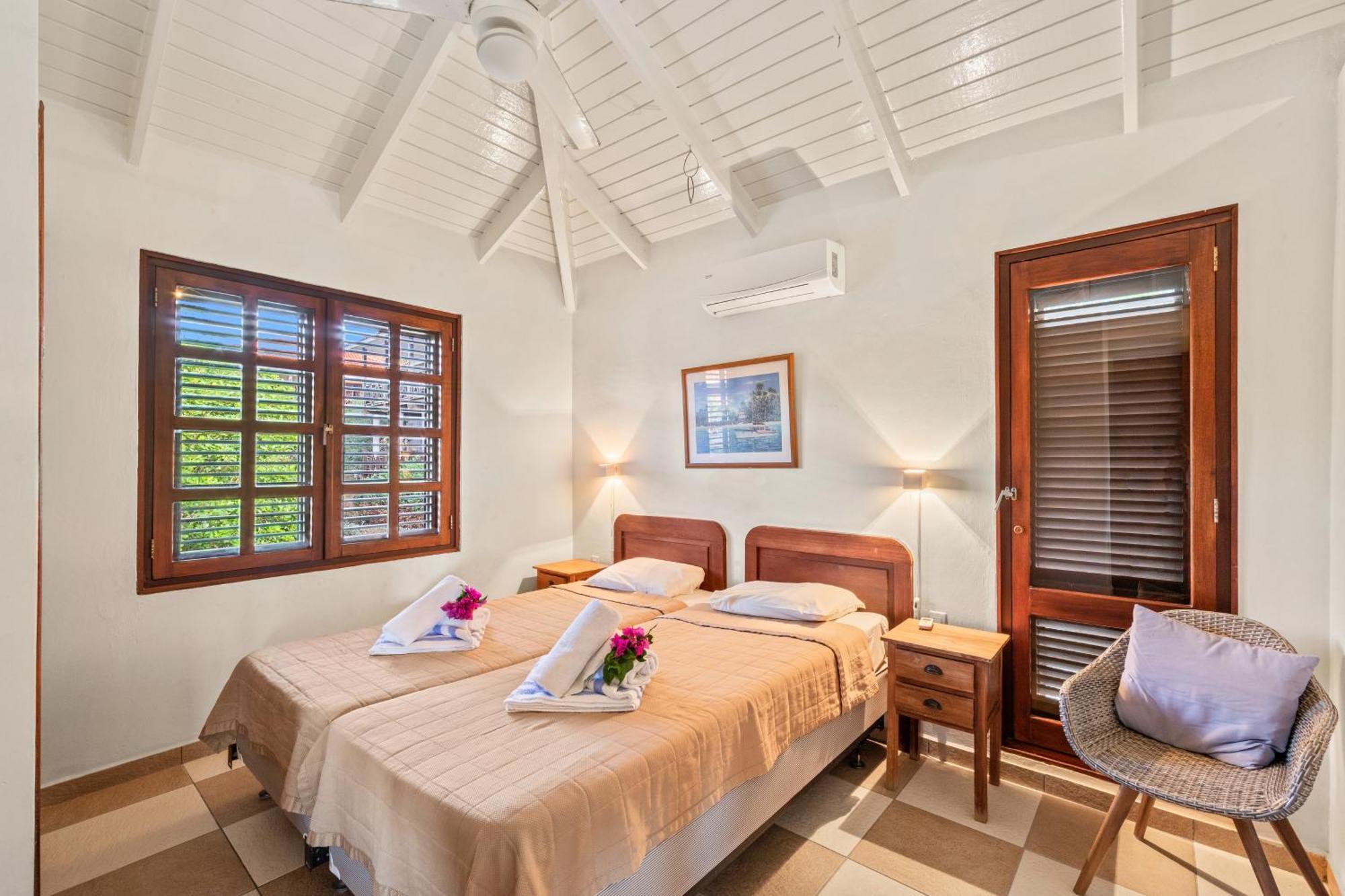 Blue Bay Villa'S Екстериор снимка