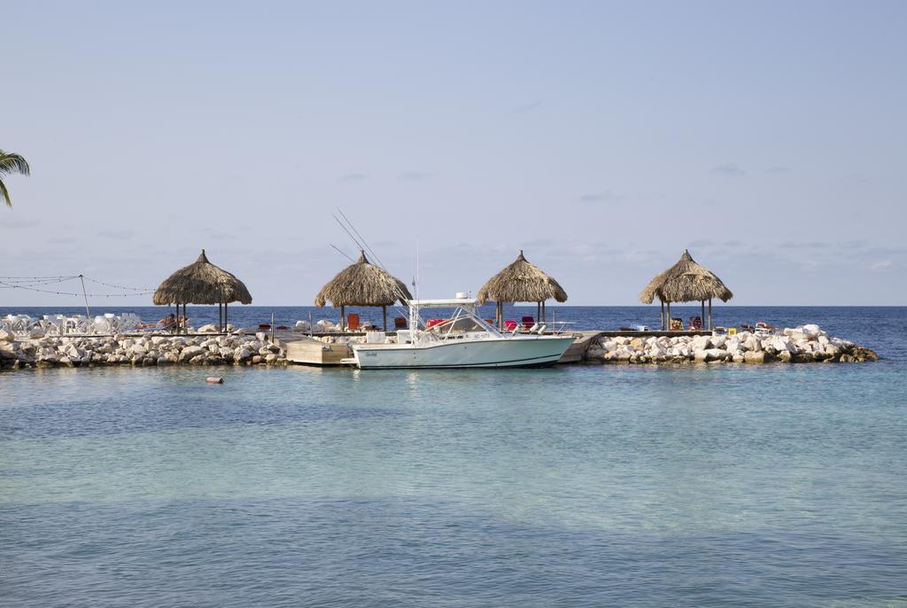 Blue Bay Villa'S Екстериор снимка